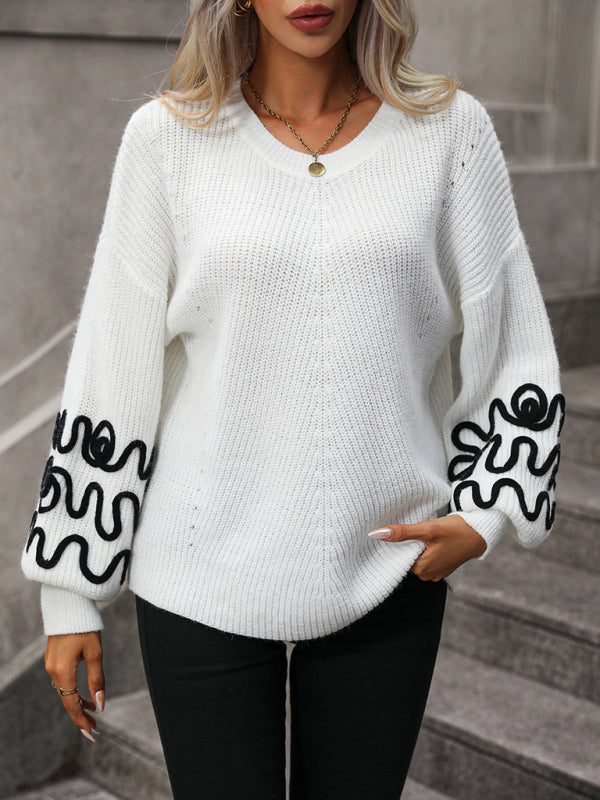 Black and White Fashionable Pullover