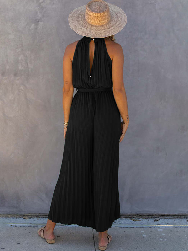 Women's off-shoulder halter neck pleated jumpsuit