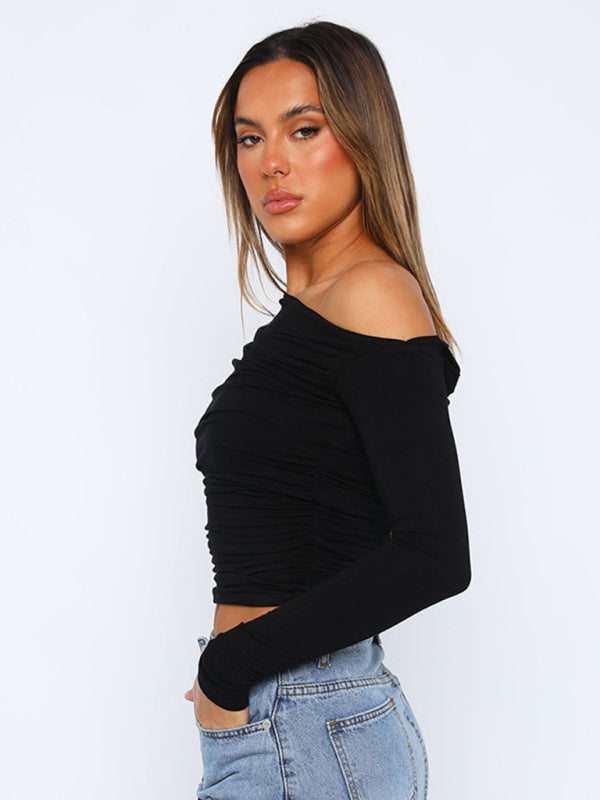 Off-shoulder long-sleeved top