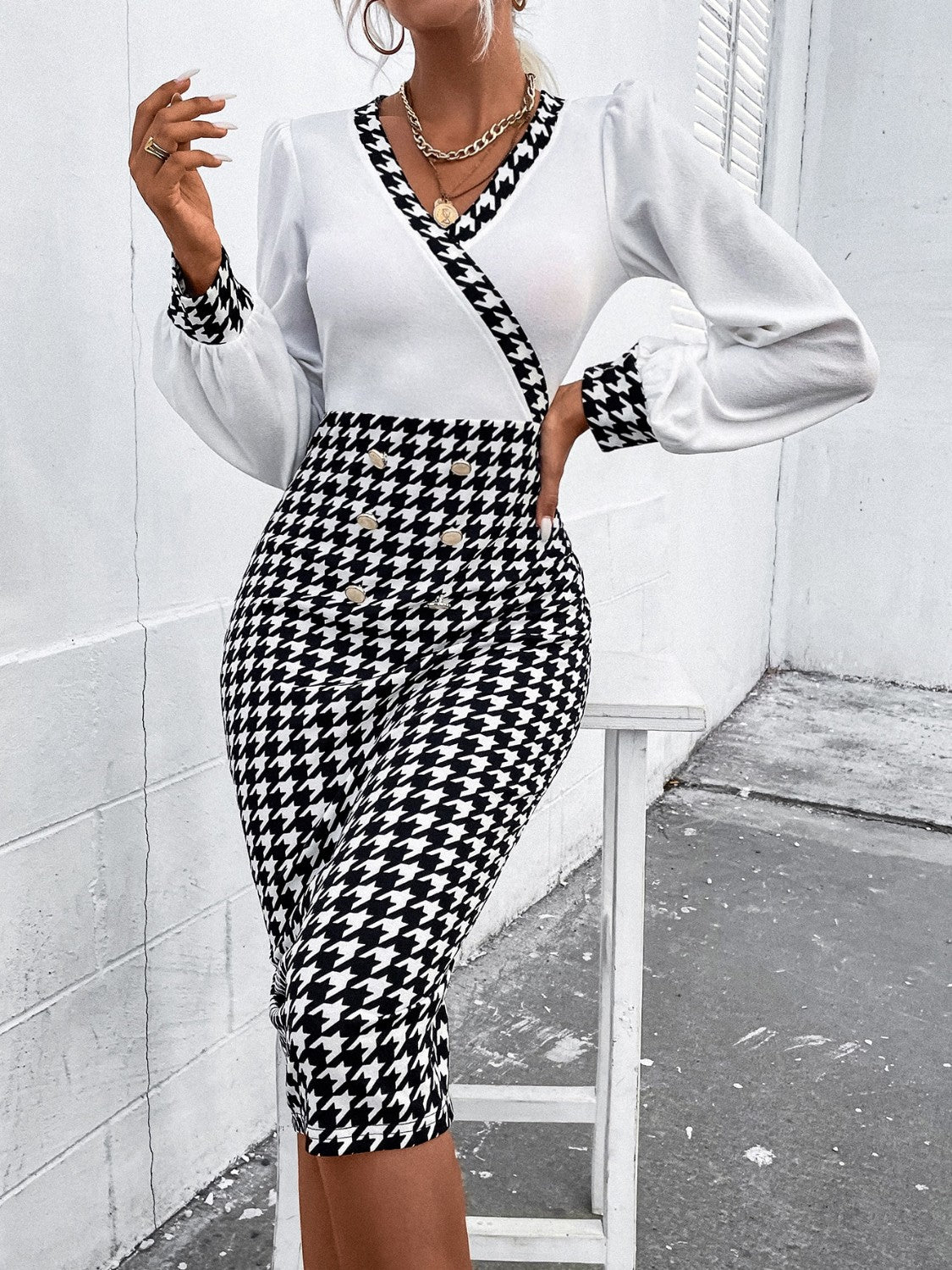 Houndstooth Long Sleeve Slit Dress - Whiicka