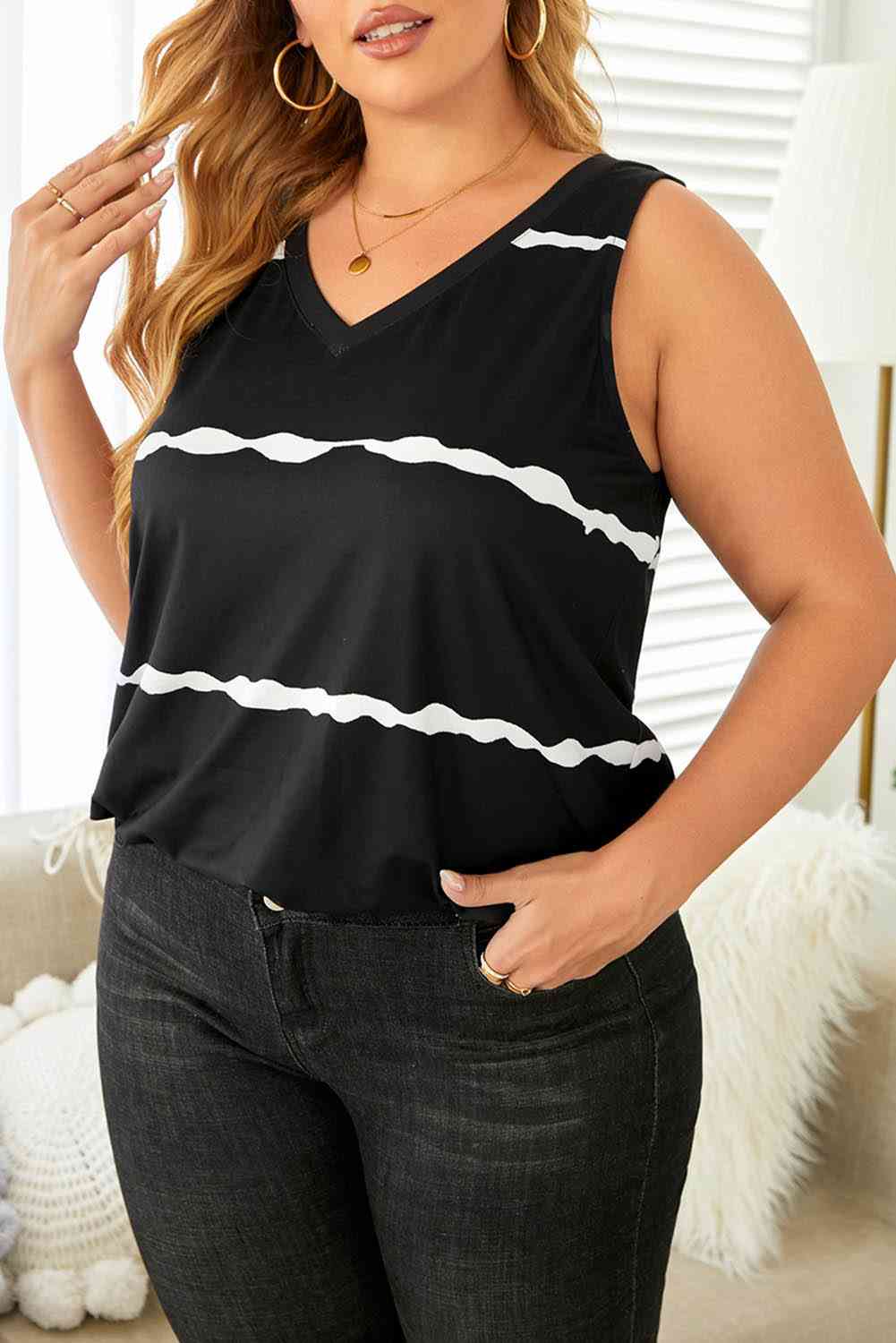 Plus Size Printed V-Neck Tank